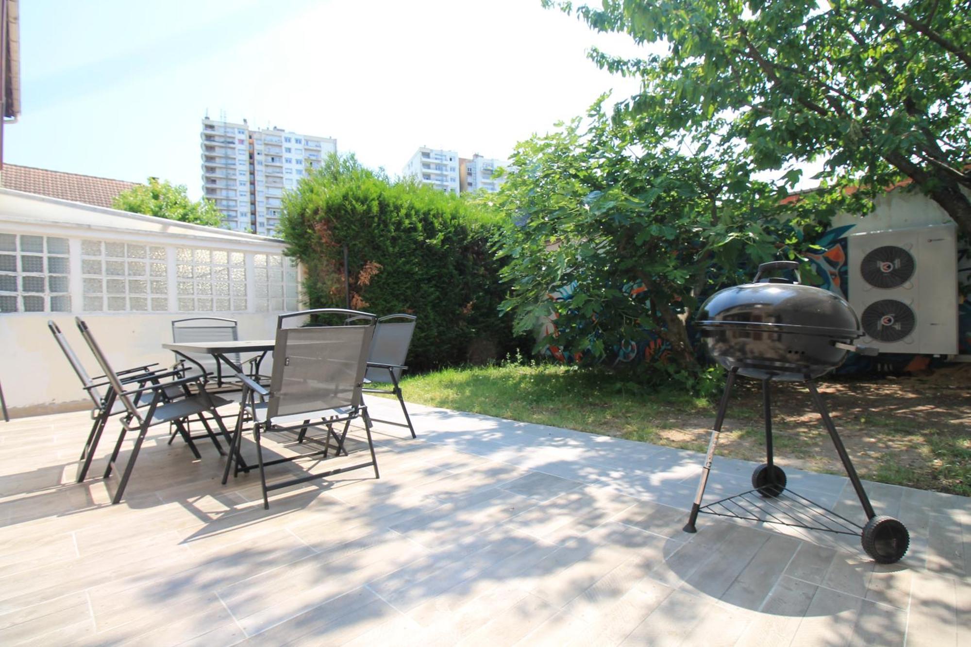 Free Private Parking - 15Mn Paris - 5Mn Walk Train Station - All Equipped - Terrace - Garden - Stade De France - Casino D'Enghien - Hippodrome, Universite Епіне-сюр-Сен Екстер'єр фото